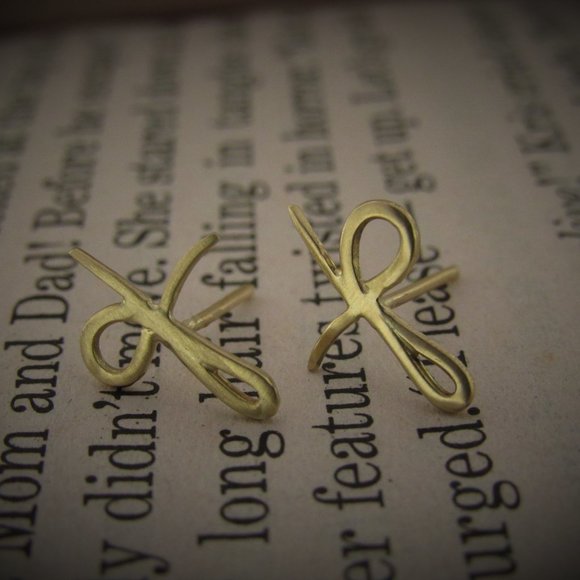 Gold earrings. 14k Yellow gold earrings for women